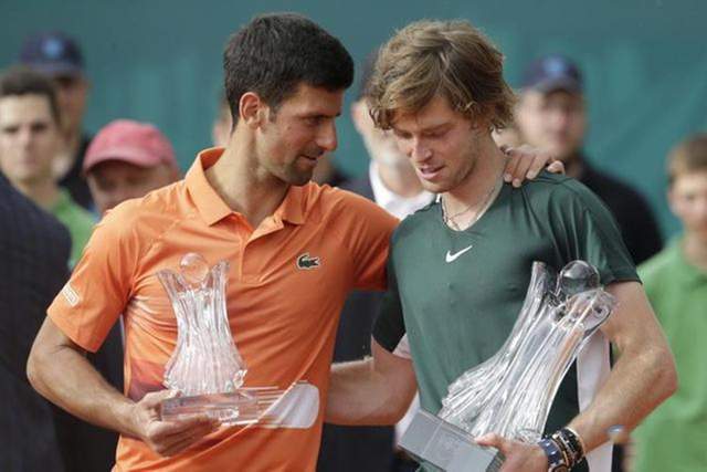 伊万科维奇 伊万科维奇