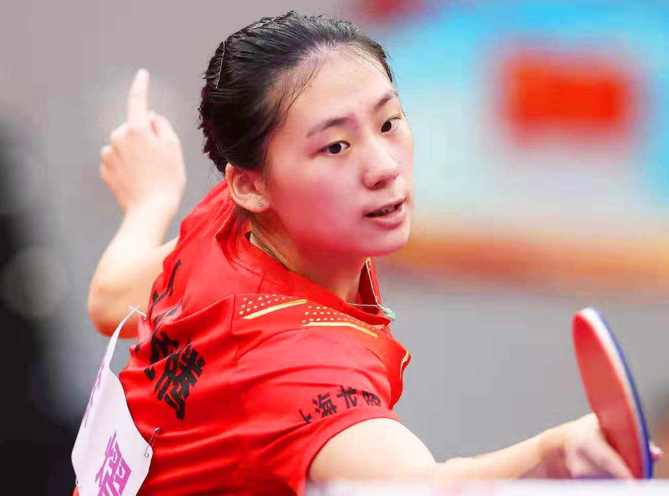 道草丛绕后 道草丛绕后