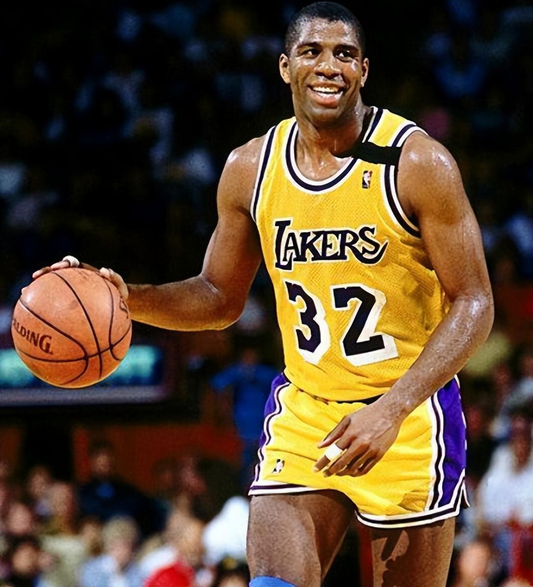 在与直接竞 在与直接竞