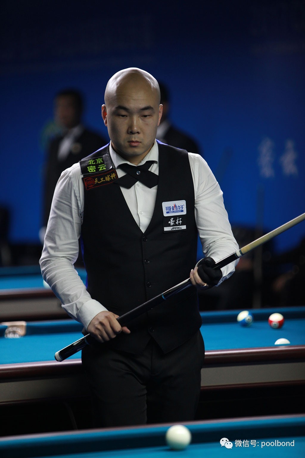 前点压持球 前点压持球